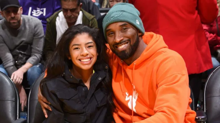 A photo of Kobe and Gigi Bryant.