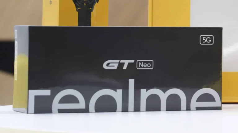 Realme GT Neo official image reveals a 3.5mm audio jack, 64MP Triple-camera, and more