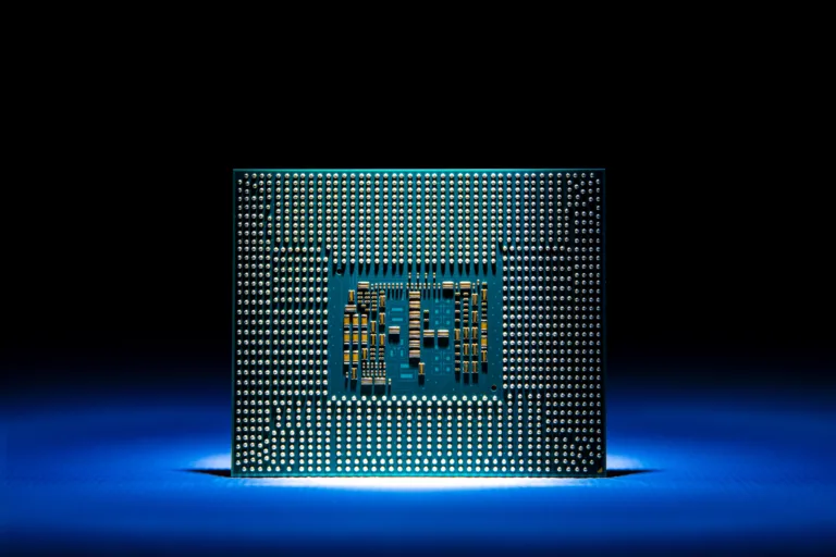 Intel DG1 desktop GPU spotted with Core i5-10400, posts RX 560-like score in OpenCL