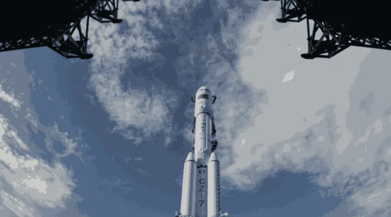 SpaceX launched 4 times the ton of total launched of the Chinese space agency in 2021