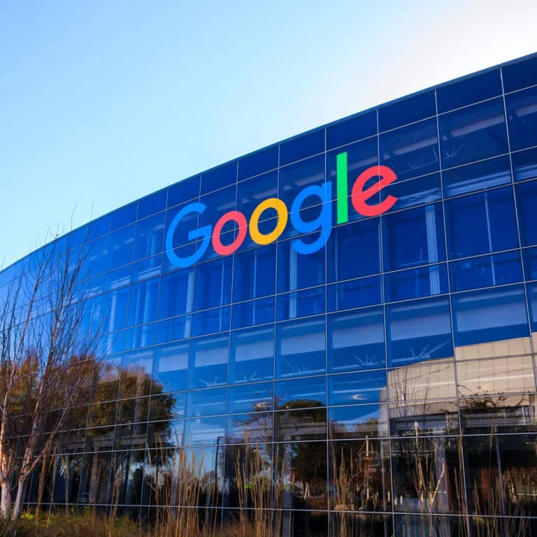 Google signs a deal with SpaceX to use Starlink with its cloud unit