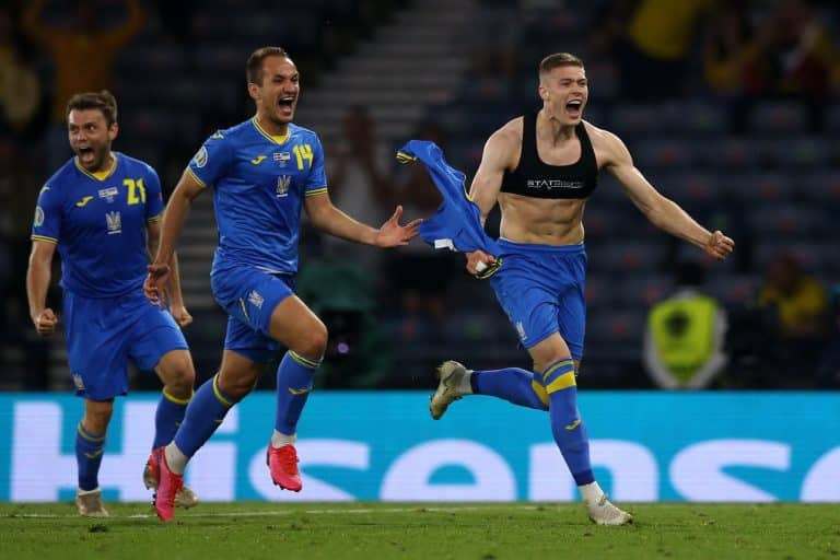 Ukraine 2-1 Sweden: Round of 16 ends with late extra-time win for Ukraine