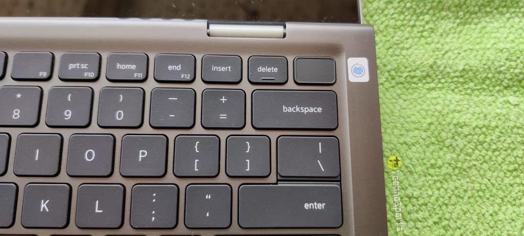 Dell Inspiron 7451 - 18_TechnoSports.co.in