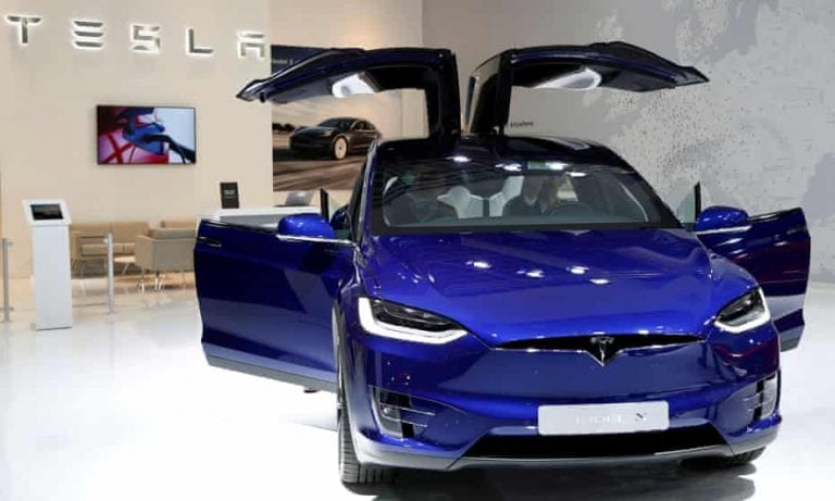Tesla announced its own ASIC D1 Dojo AI chip for AI training purposes