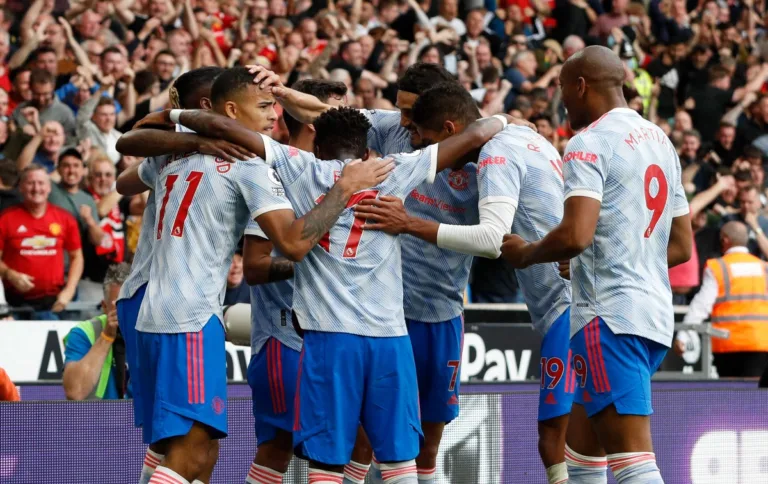 Greenwood-Fred-Cavani-Martial-United-Wolves