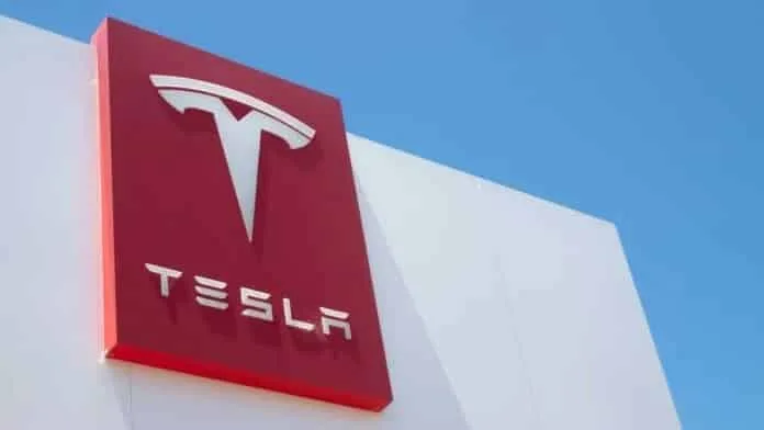 India Considers Sharp Import Tax Cuts on EVs After Tesla Lobbying: Report