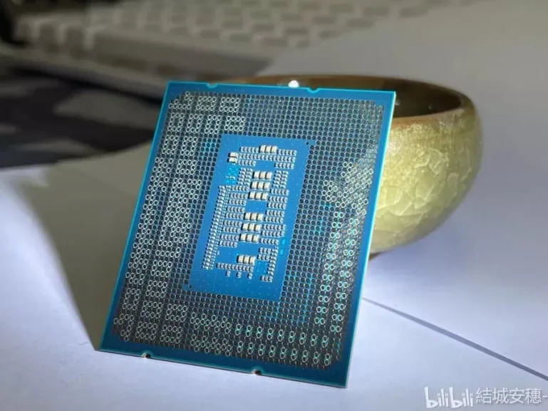 Intel offers a development optimization guide for game developers for Alder Lake