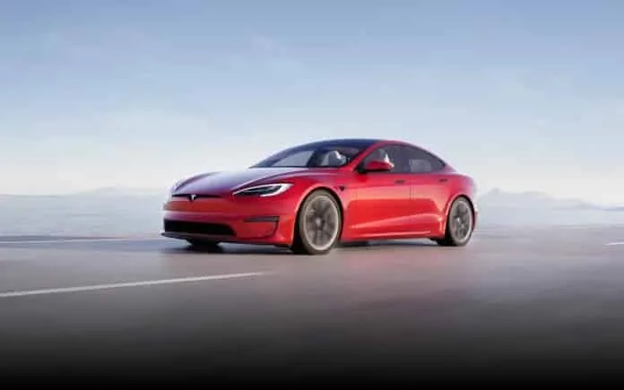 Chinese driver successful sued Tesla for a fraud