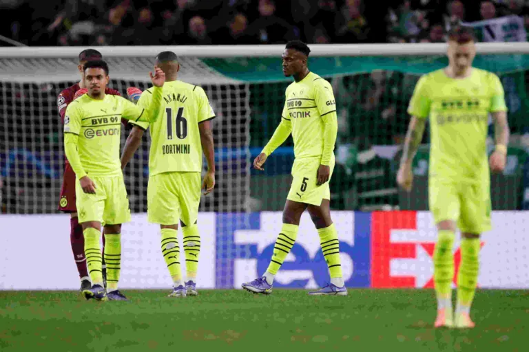 Borussia Dortmund Manuel Akanji