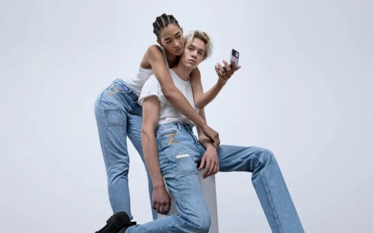 Samsung announces pair of jeans with a dedicated Galaxy Z Flip 3 pocket