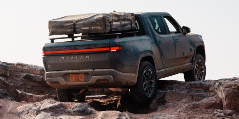 Rivian to not produce its R1T pickup trucks with Max pack battery until 2023
