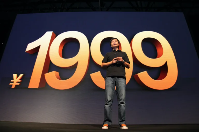 Xiaomi founder Lei Jun answers questions with respect to the Xiaomi 12, EVs, surge chips, and more