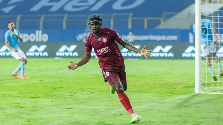 NorthEast United Mumbai City FC Deshorn Brown