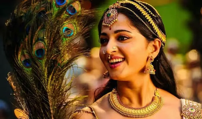 Gorgeous Anushka Shetty Age, Height, Weight, Income, Net Worth, and Family in 2023