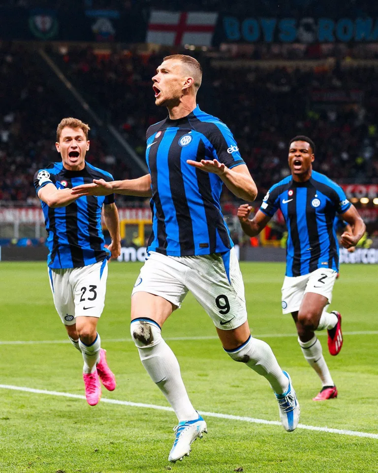 Inter Edin Dzeko Barella Dumfries
