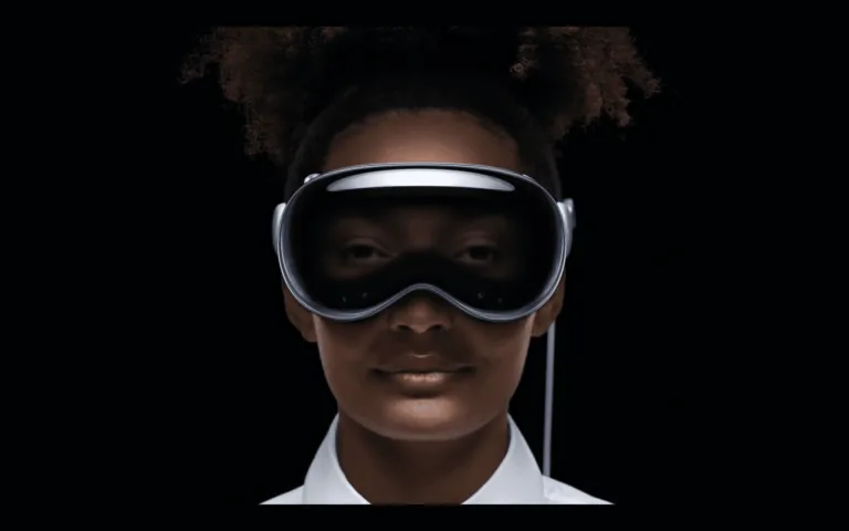 The new Apple Vision Pro brings EyeSight to make VR headset more natural