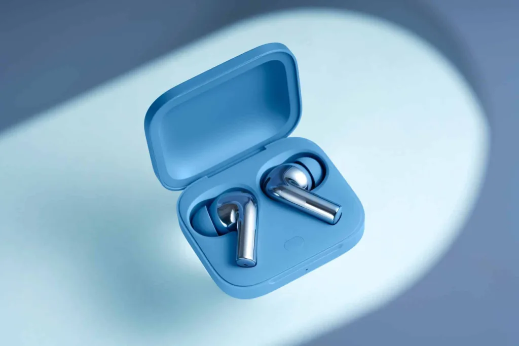 The OnePlus Buds 3 TWS will launch alongside the OnePlus Ace 3 smartphone, according to a fresh teaser that OnePlus posted on Weibo. The teasers for the upcoming TWS earbuds promise an amazing sound quality debut in this market.