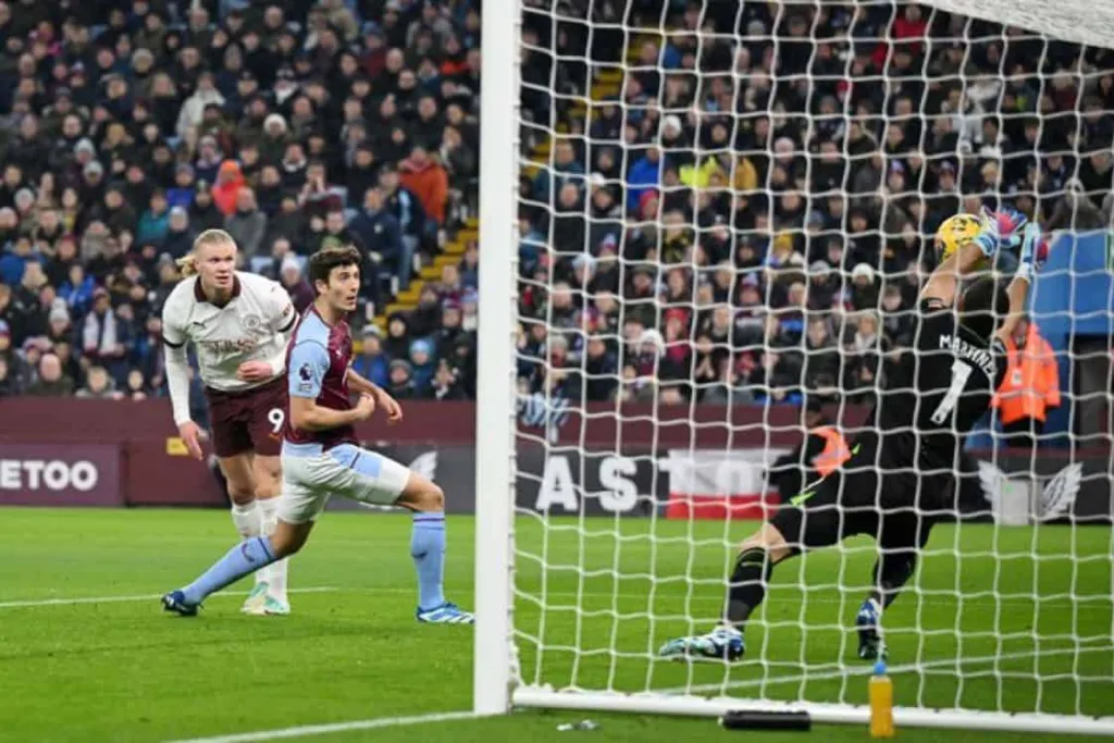 Manchester City Erling Haaland Emi Martinez 