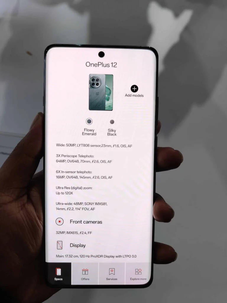 The OnePlus 12, which runs on the Snapdragon 8 Gen 3 chip, will be the star product of the company's launch event. With features including a 4,500 mAh battery, wireless charging, and a 4th generation Hasselblad camera system, the OnePlus 12 is anticipated to be a huge improvement over its predecessor. 