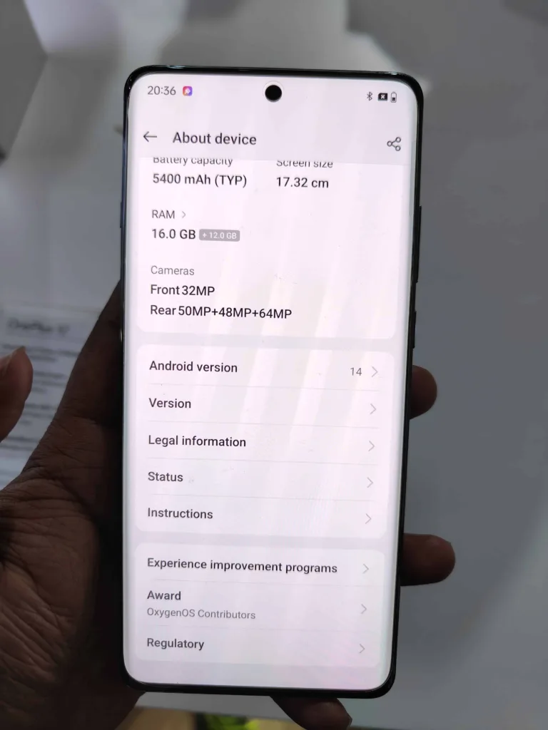 The OnePlus 12, which runs on the Snapdragon 8 Gen 3 chip, will be the star product of the company's launch event. With features including a 4,500 mAh battery, wireless charging, and a 4th generation Hasselblad camera system, the OnePlus 12 is anticipated to be a huge improvement over its predecessor. 