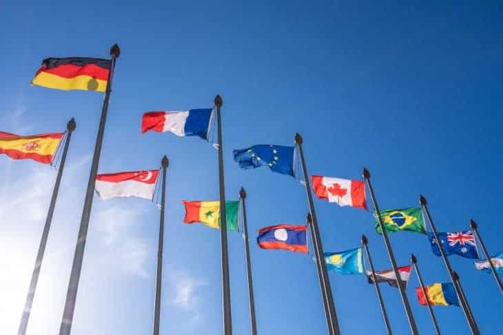 How many countries in the world are there