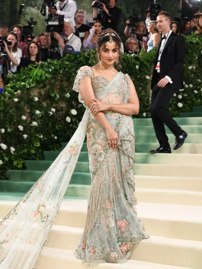 What is the Celebrity 'Blockout' Over the Israel-Gaza War? Alia Bhatt and Virat Kohli Among Those Involved