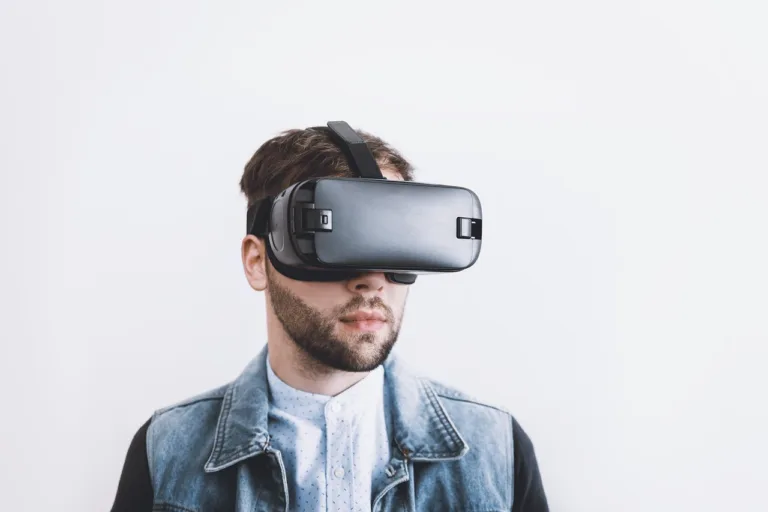 Five New Things to Do on Your Mobile Phone in 2024