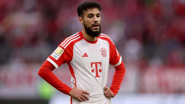 West Ham United Poised to Secure Noussair Mazraoui from Bayern Munich