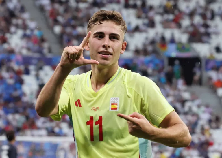 Fermín López will be offered an improved contract by FC Barcelona