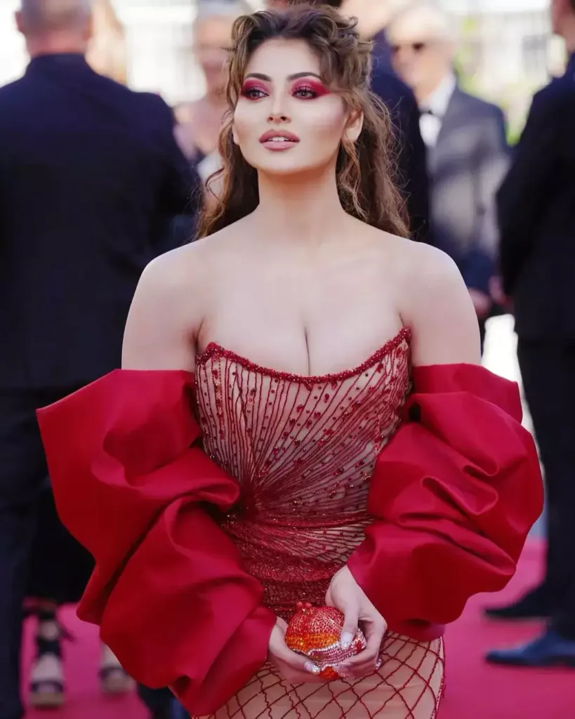 Urvashi Rautela Age, Height, Bio, Career, Income, Relationships, and Family in 2024