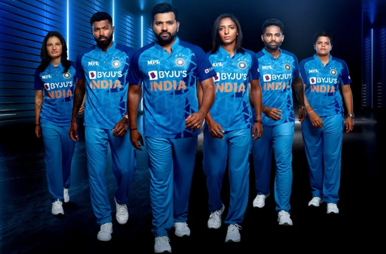 Top 10 Most Popular International Cricket Teams on Social Media