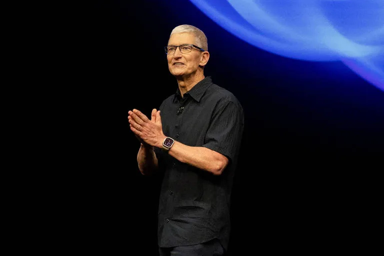 Tim Cook's Salary 2024