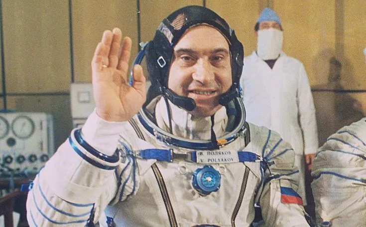 Astronauts 