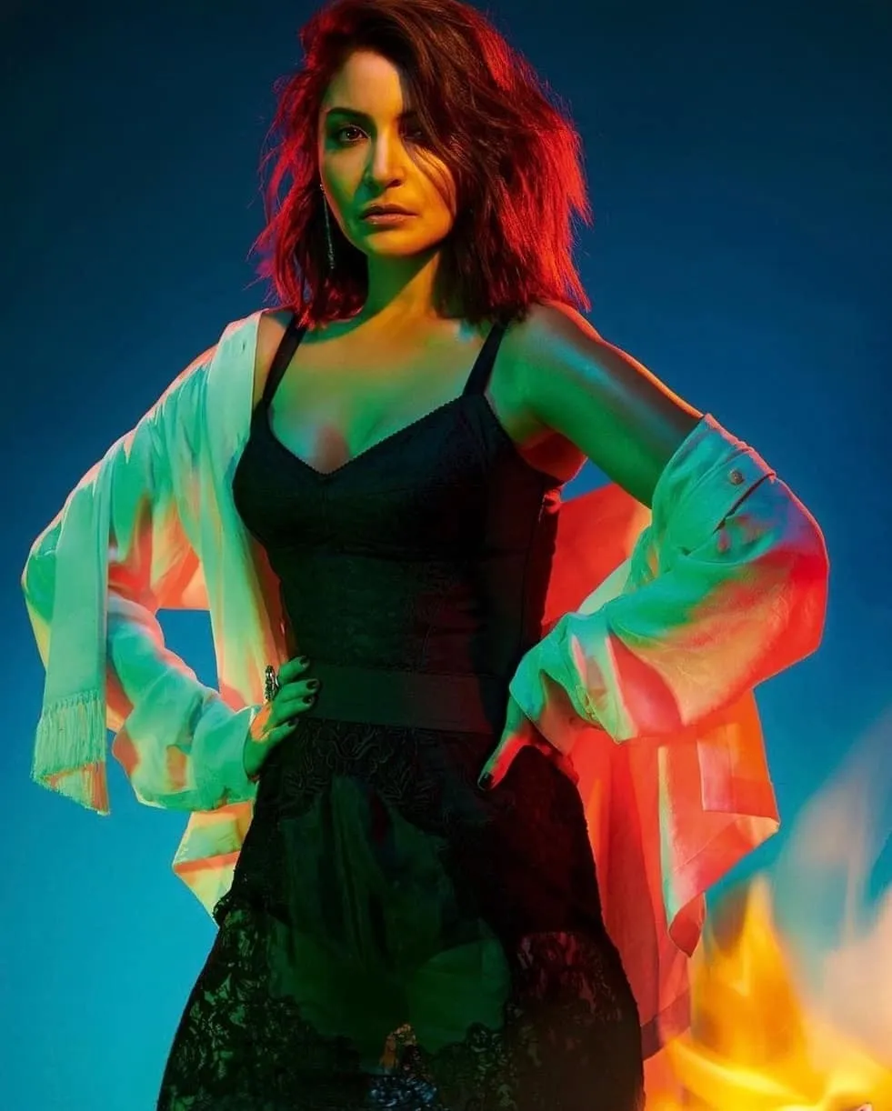 Gorgeous Anushka Sharma Hot Photos Gallery as of 2025