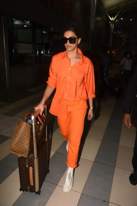 Deepika Padukone Hot