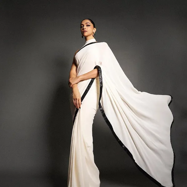 Glamourous Deepika Padukone Hot Photos: Redefining Bollywood’s Global Narrative