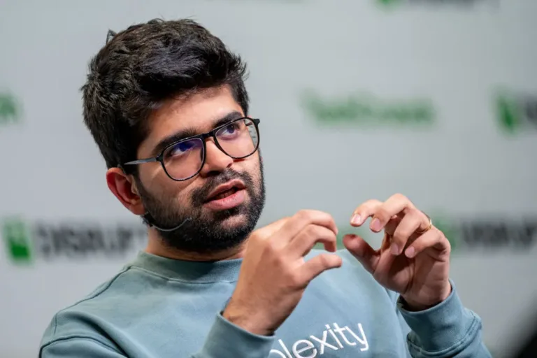 "3-4 Days to 1 Hour": Perplexity CEO Reveals How AI Coding Tools Are Rewriting Developer Productivity
