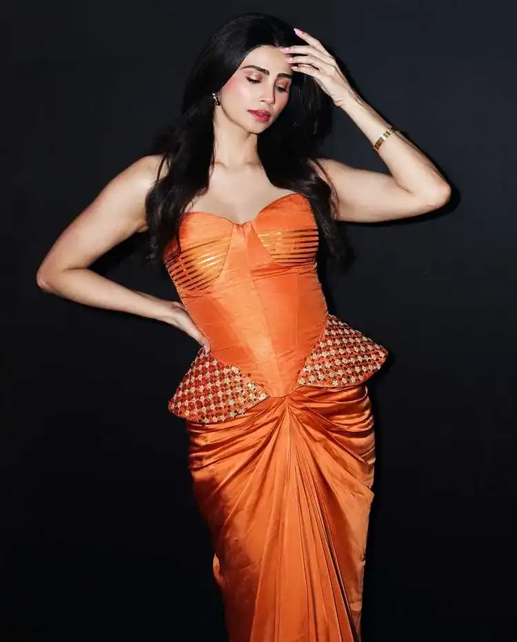 Daisy Shah