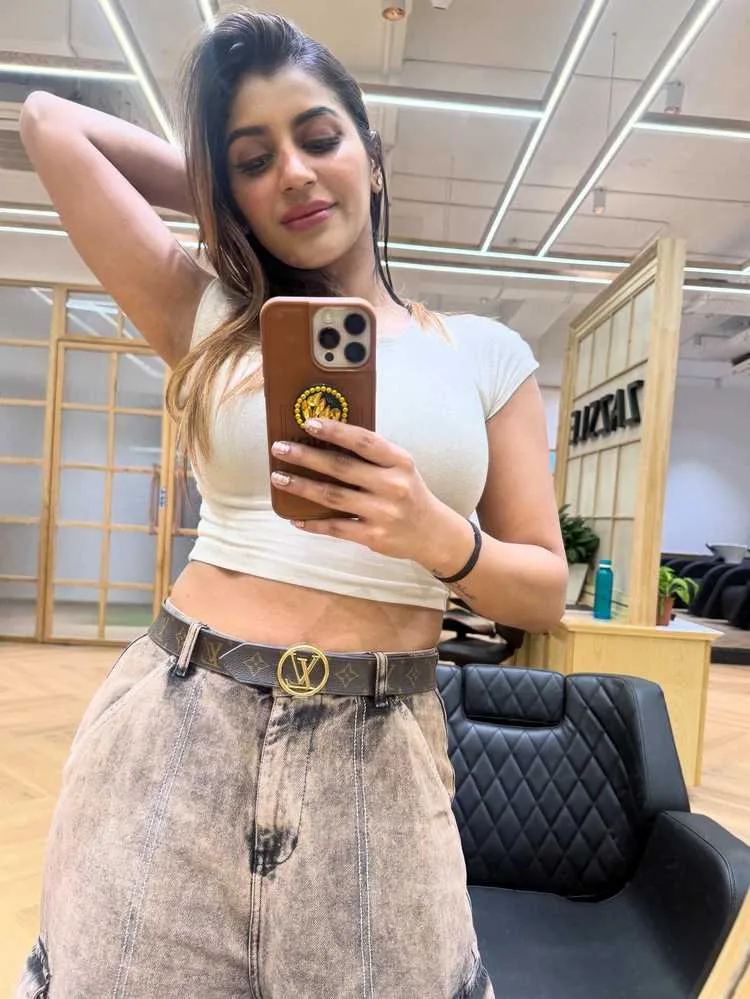 Yashika Anand’s Stunning Latest Photoshoot: Tamil Cinema’s Rising Star Captivates Fans