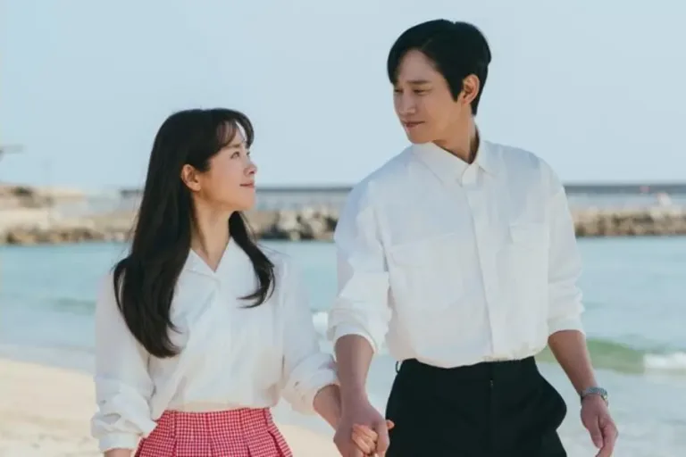 Beach Dates & Couple Hoodies: Han Ji Min & Park Sung Hoon’s Double Date in The Practical Guide to Love Is Pure Rom-Com Gold