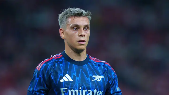 Besiktas Agree $22.8M Deal for Trossard with Arsenal