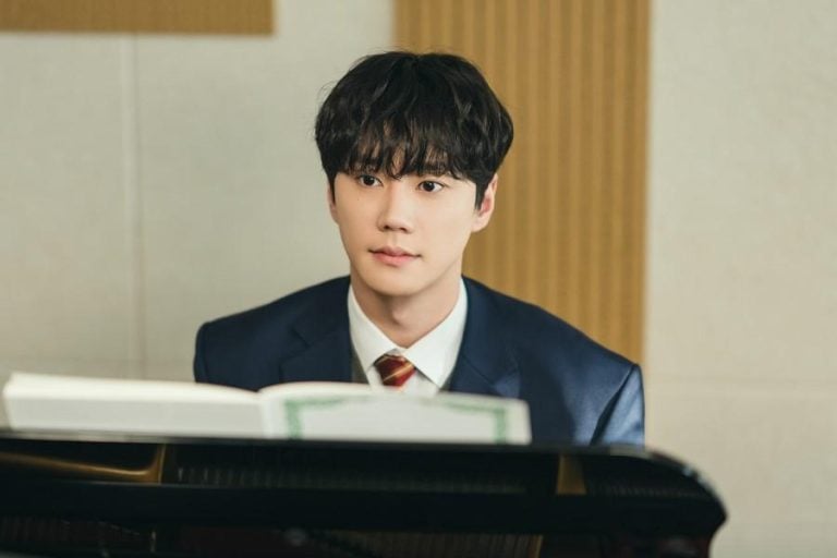 Four Hands, Two Sonatas- One Piano, Two Dreams: Lee Jun Young’s Silent Sonata Of Sacrifice