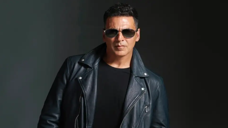 Akshay Kumar Cast as Rajesh Khanna