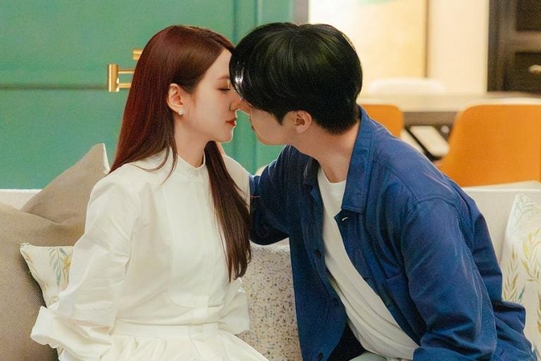 Spooky in Love Preview: Park Eun Bin and Yang Se Jong’s Singapore Date Turns Up the Romance