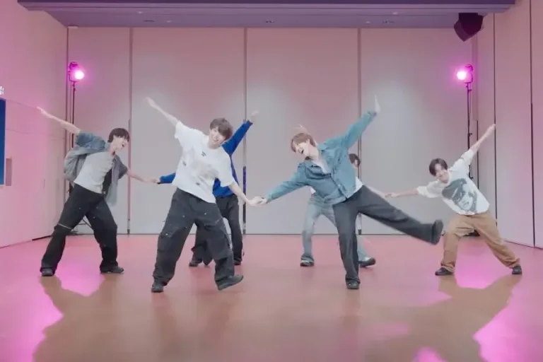 KickFlip Covers TWICE’s “Dance The Night Away” — JYP’s Rookies Show Off Their Aegyo in the Most Adorable Dance Practice Ever