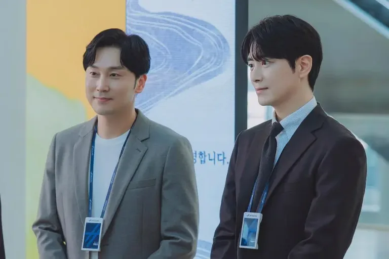 “The Ordinary Jackpot” New Stills Show Rivals Lee Jun Hyuk and Seo Hyun Woo Finally Finding Their Groove