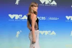 Taylor Swift Premieres ‘Patient Zero’ at 2026 VMAs Alongside Dakota Johnson