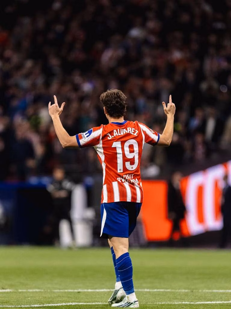 Julián Álvarez speaking about his World Cup comments and apology to Atlético supporters