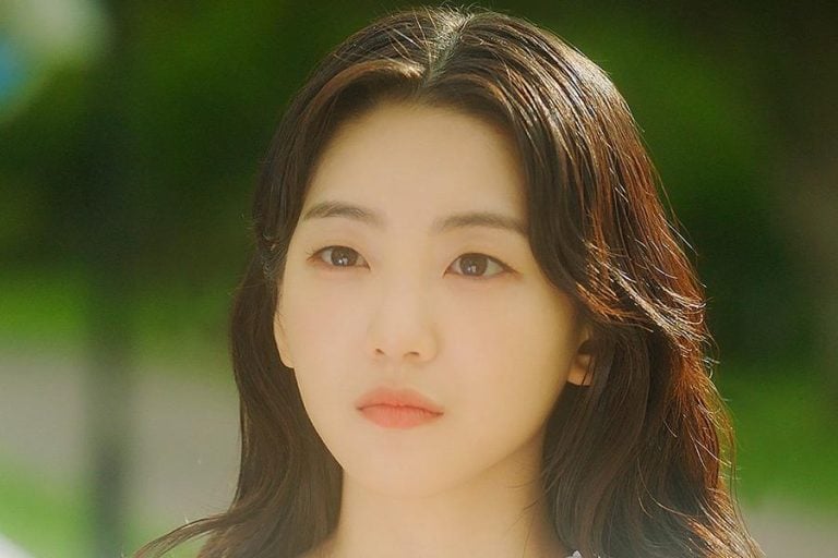 Summer Vacation: Cho Yi Hyun on Her Dreamy Teen Romance and Night Swim With Jin Young
