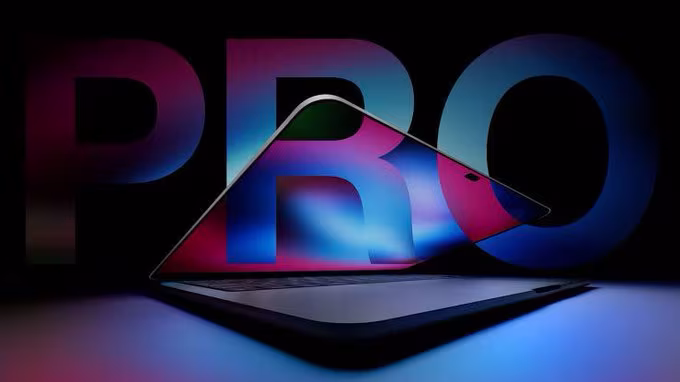Apple’s First Touchscreen MacBook Pro Arrives!